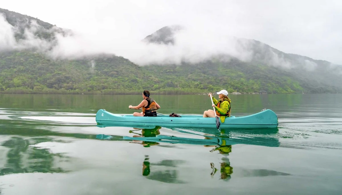 card1-img-canoeing